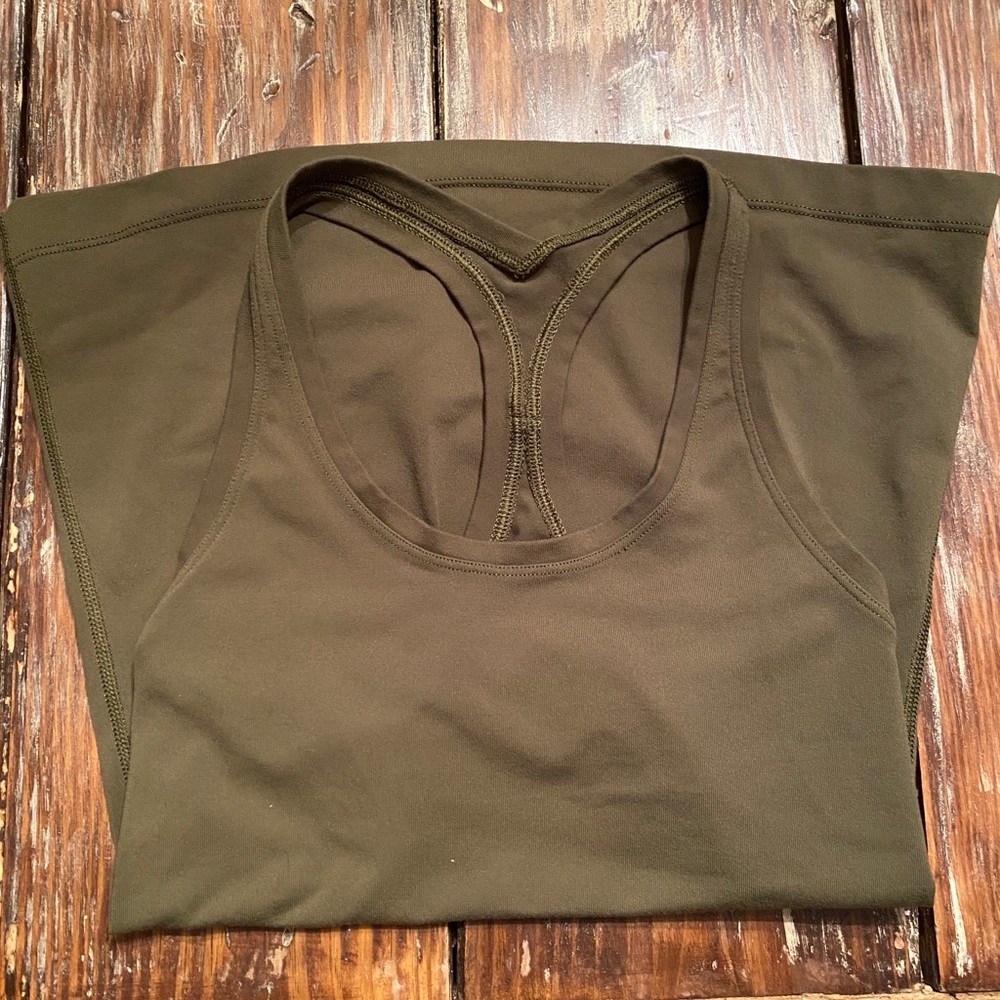 Lululemon Coolracerback